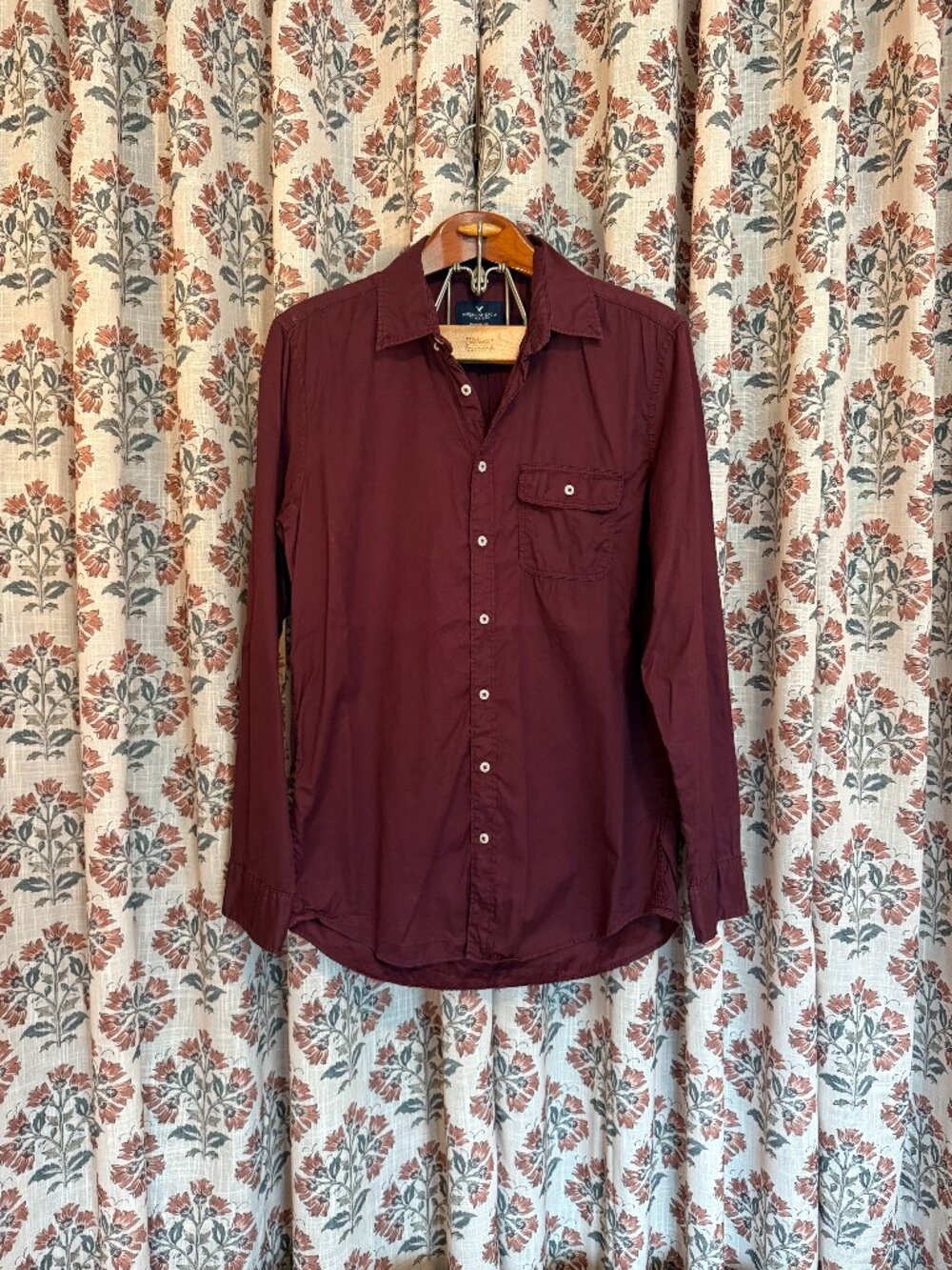Men's American Eagle Outfitters Button Down Shirt Medium